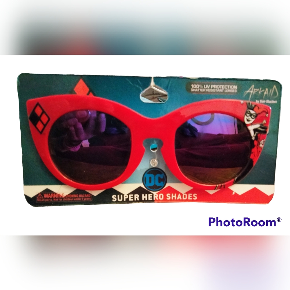 NWT DC Superhero Shades (Red Harley Quinn Cat Eye Sunglasses)